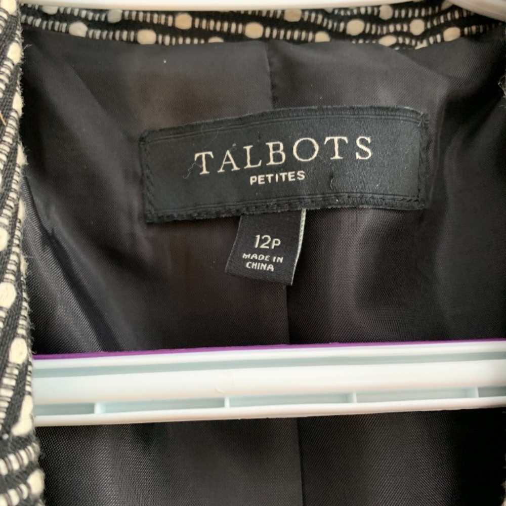 Talbots‎ petites blazer. Worn once in perfect shape - Picture 2 of 5